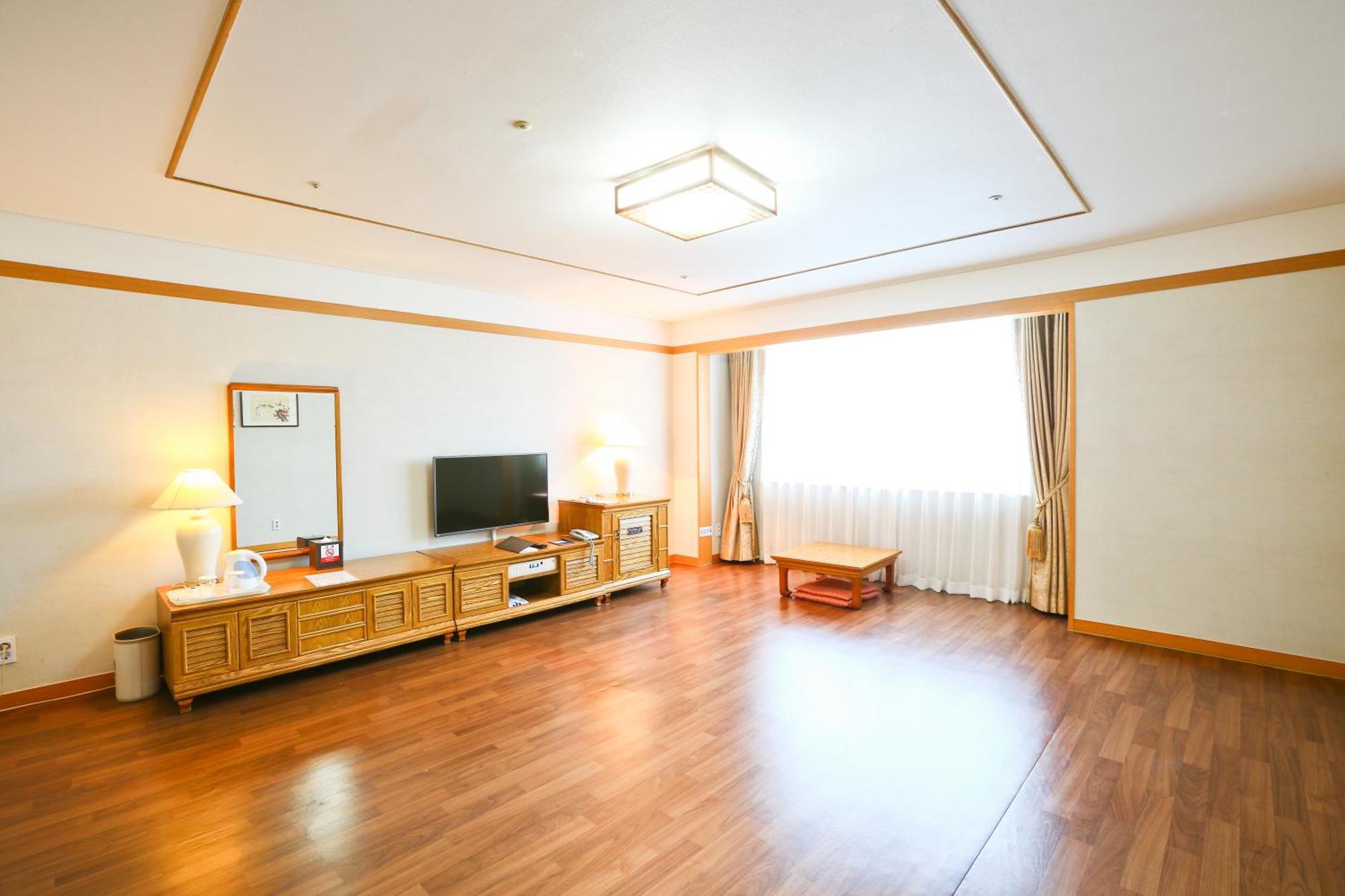Legend Hotel Daejeon Zewnętrze zdjęcie
